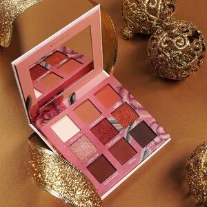 Macaria Dulce Amor Eyeshadow Palette